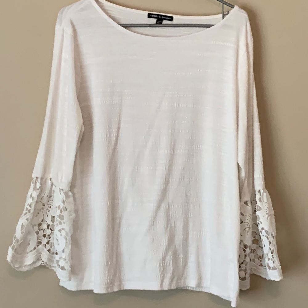 Cable & Gauge Women’s XL White Blouse